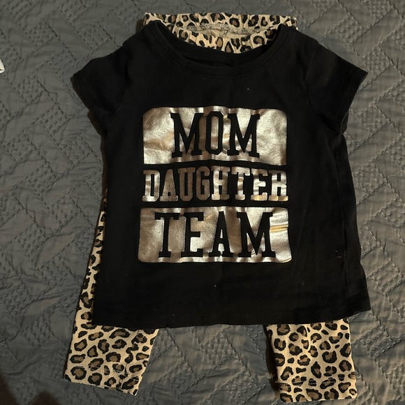 Carhartt Pink and Purple Kids Clothing Set - Picture 3 of 9